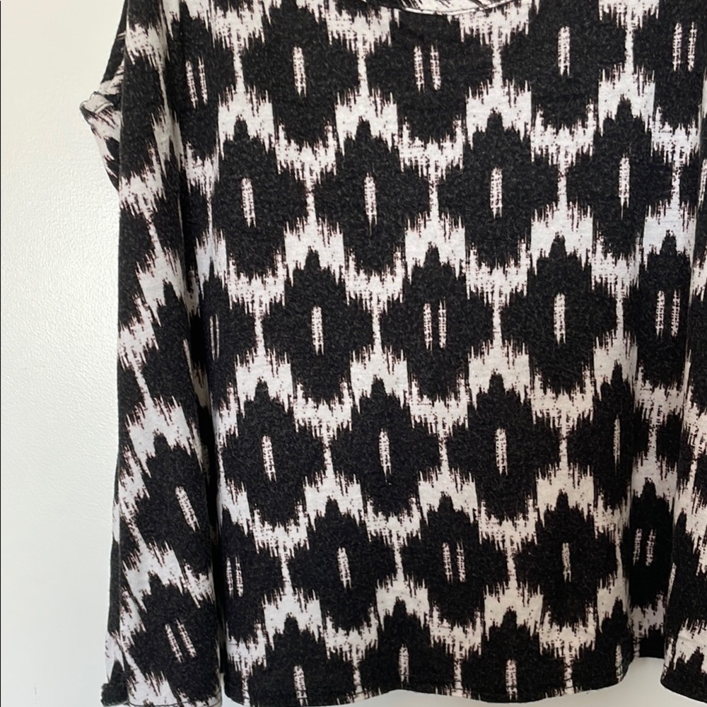 💫Patterned Crop Tank Top Small - Picture 2 of 5